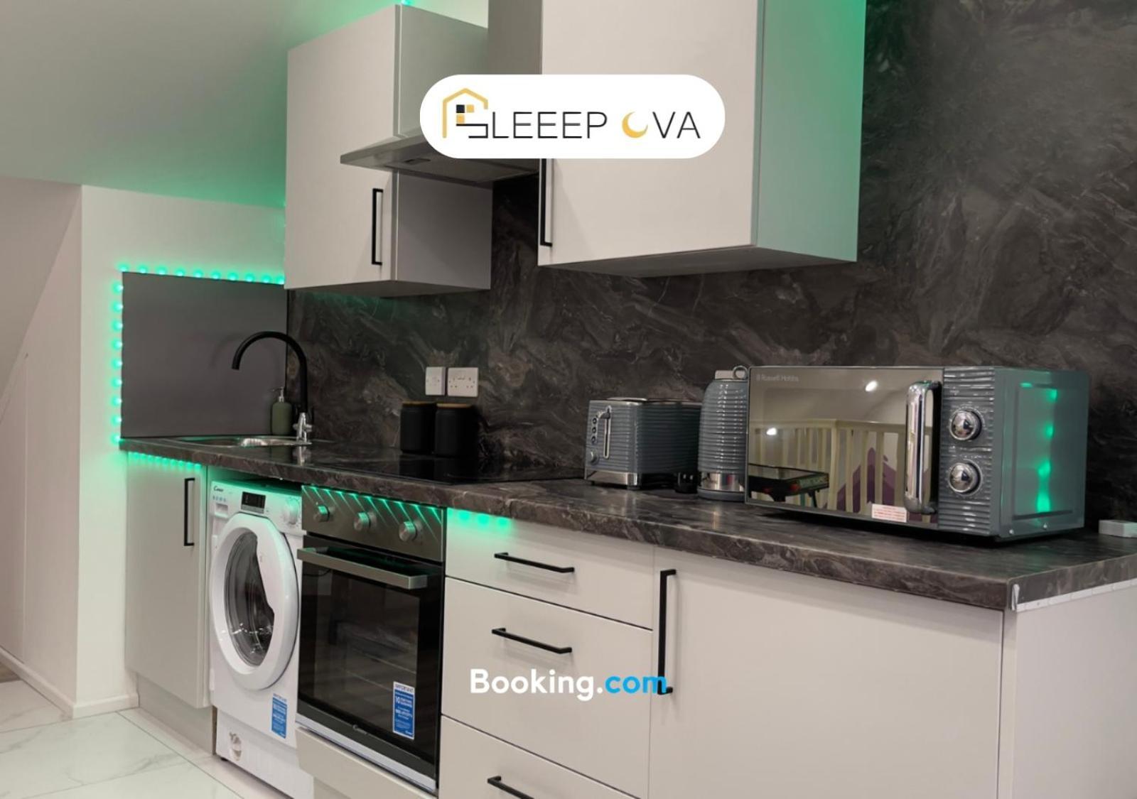 Last-minute Reserves L Premium Deals L Luxury & Modern 1 Bedroom 5plus Guests Couples Families Business Sleepova Short Lets & Serviced Appartement