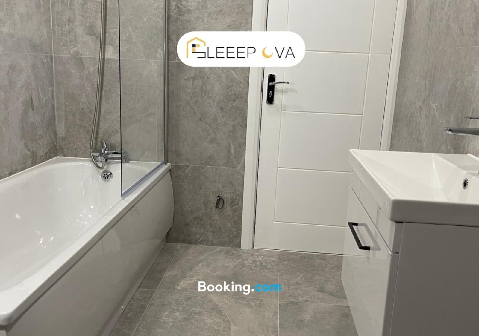 Last-minute Reserves L Premium Deals L Luxury & Modern 1 Bedroom 5plus Guests Couples Families Business Sleepova Short Lets & Serviced Appartement